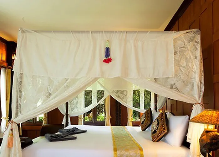 Paradise Pearl Bungalows